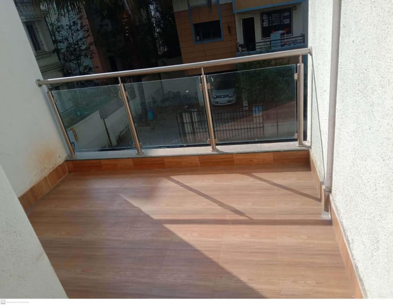 פונה Atithi Service Apartment מראה חיצוני תמונה