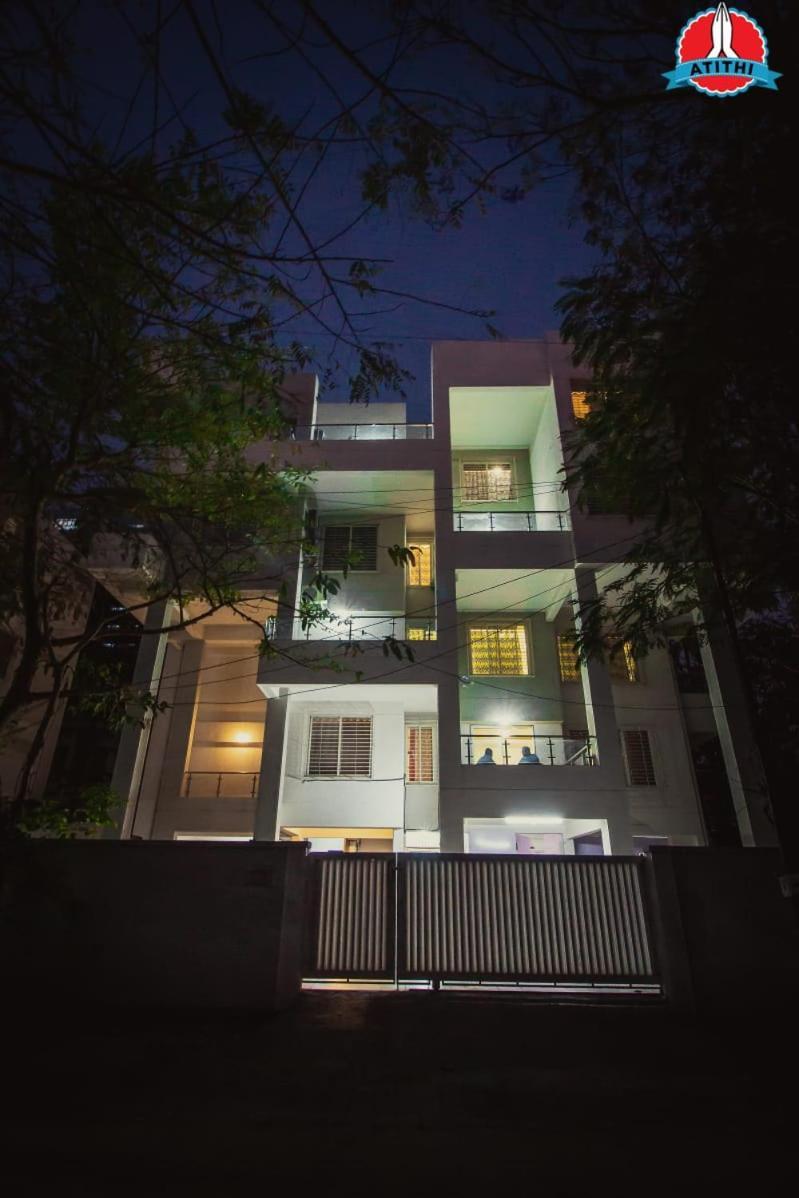 פונה Atithi Service Apartment מראה חיצוני תמונה